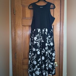Womens XL Maurices Tank Maxi Dress Black and White Floral NWT